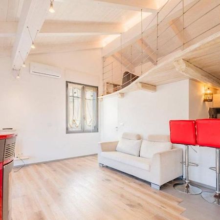 Appartamento Spotorno Con Ampio Terrazzo Attrezzato Anche Con Angolo Cottura 外观 照片