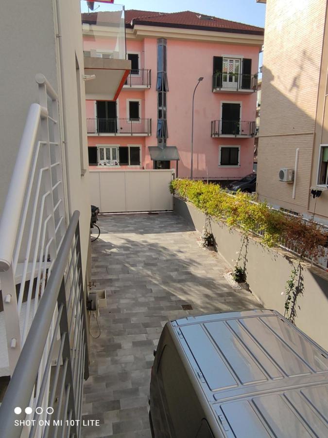 Appartamento Spotorno Con Ampio Terrazzo Attrezzato Anche Con Angolo Cottura 外观 照片