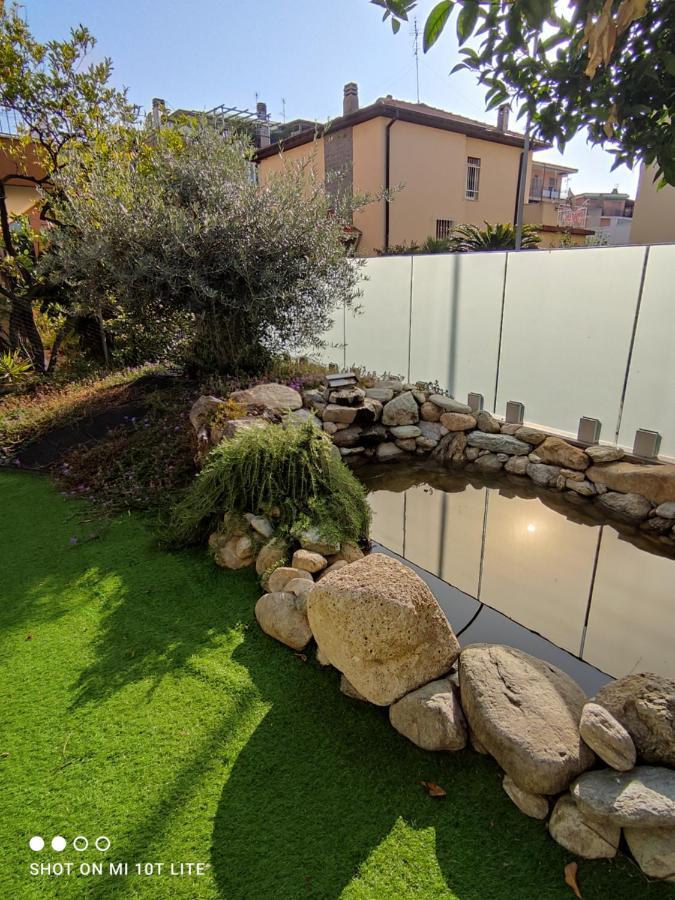 Appartamento Spotorno Con Ampio Terrazzo Attrezzato Anche Con Angolo Cottura 外观 照片