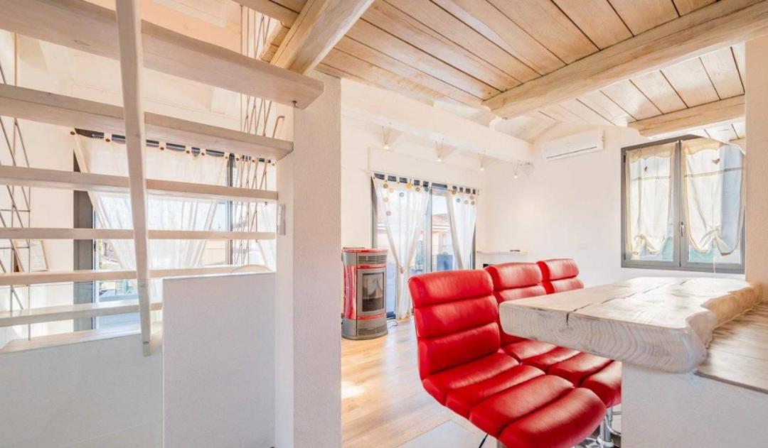 Appartamento Spotorno Con Ampio Terrazzo Attrezzato Anche Con Angolo Cottura 外观 照片